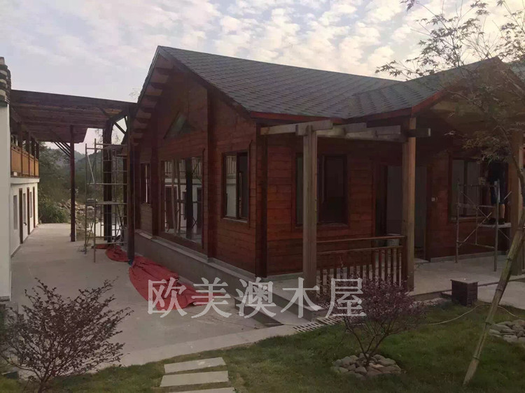 重木结构木屋——临海小芝
